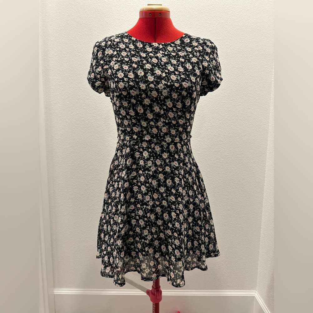 Lucca Couture - Women's Mini Floral Dress - Extra Small